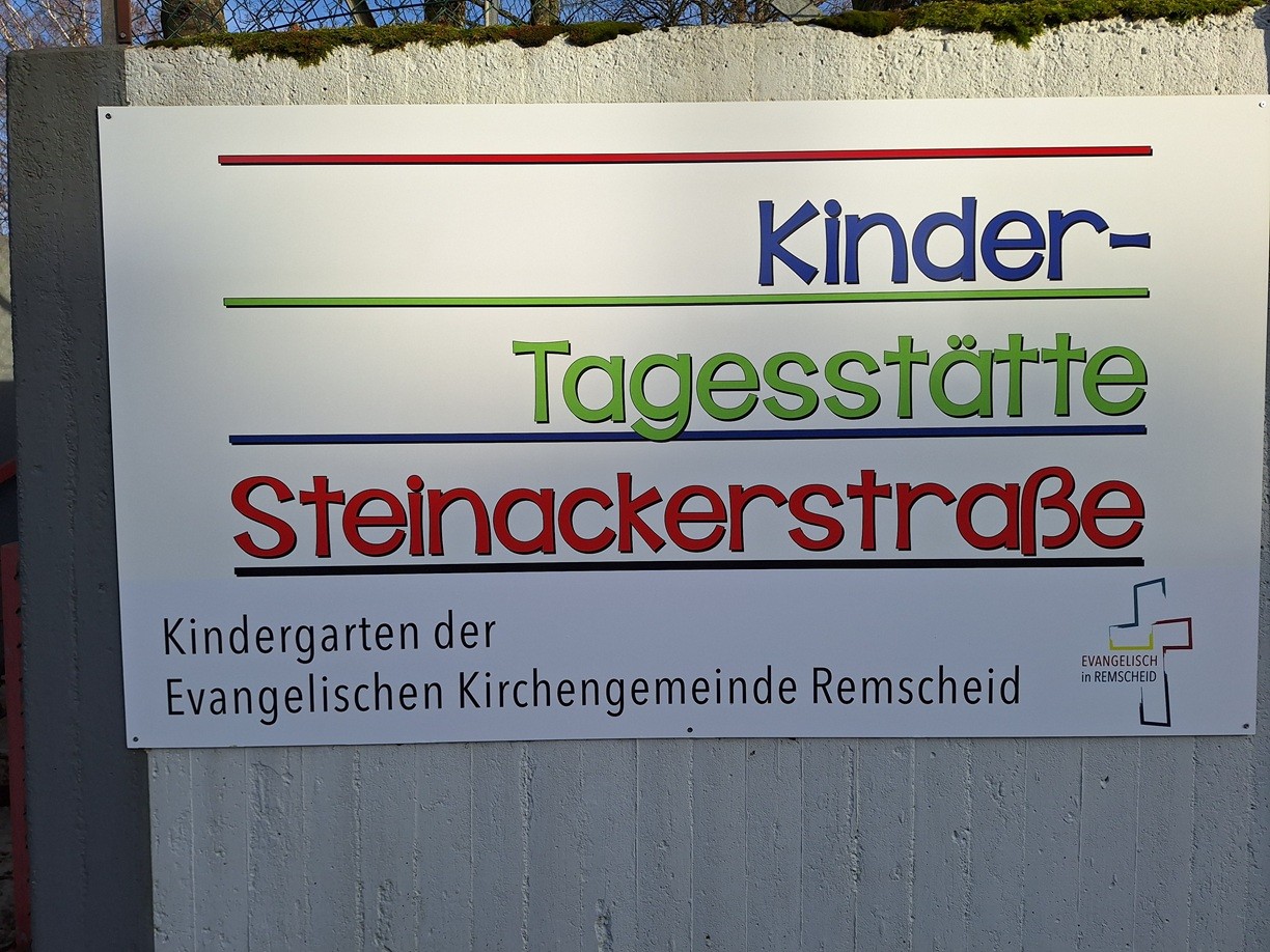 Schild Kita Steinackerstrasse